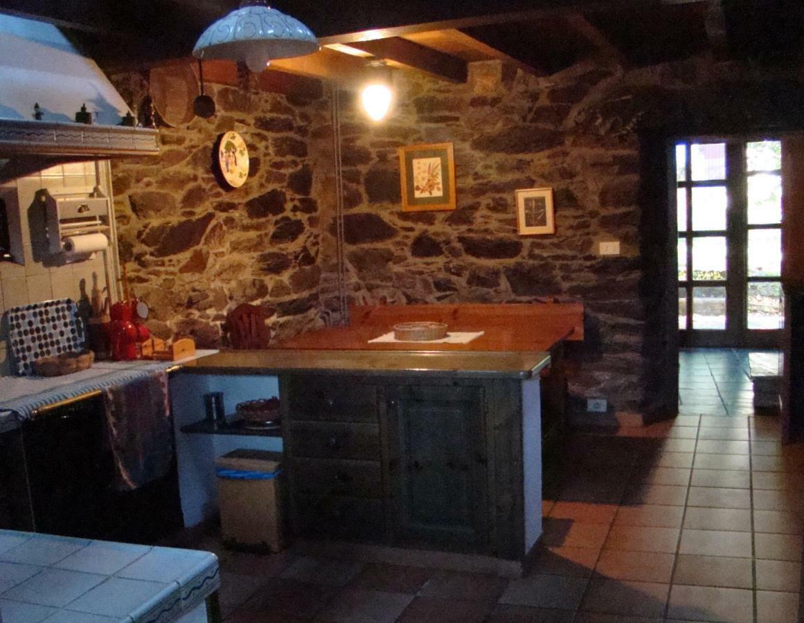 Doncos Casa Dos Pedrouzos旅馆 外观 照片